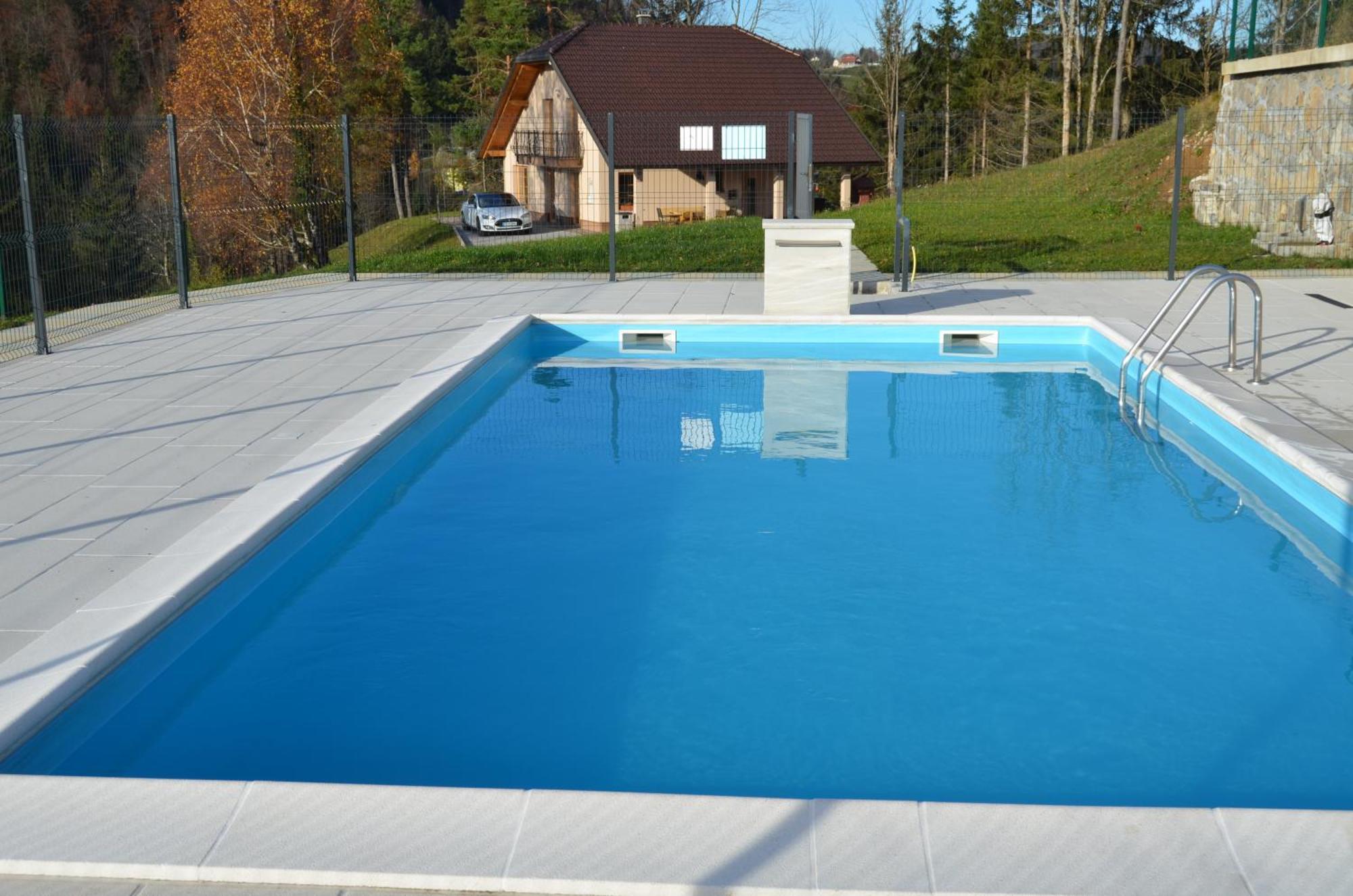 Holiday Home With Hot Tub And Sauna Sabina Rovte Exterior photo